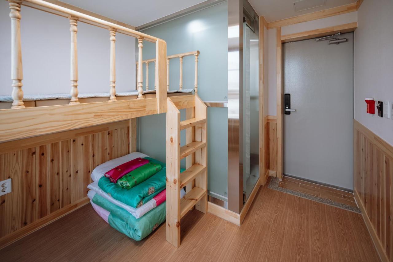 Hostel The Jeongga Jeonju Zewnętrze zdjęcie