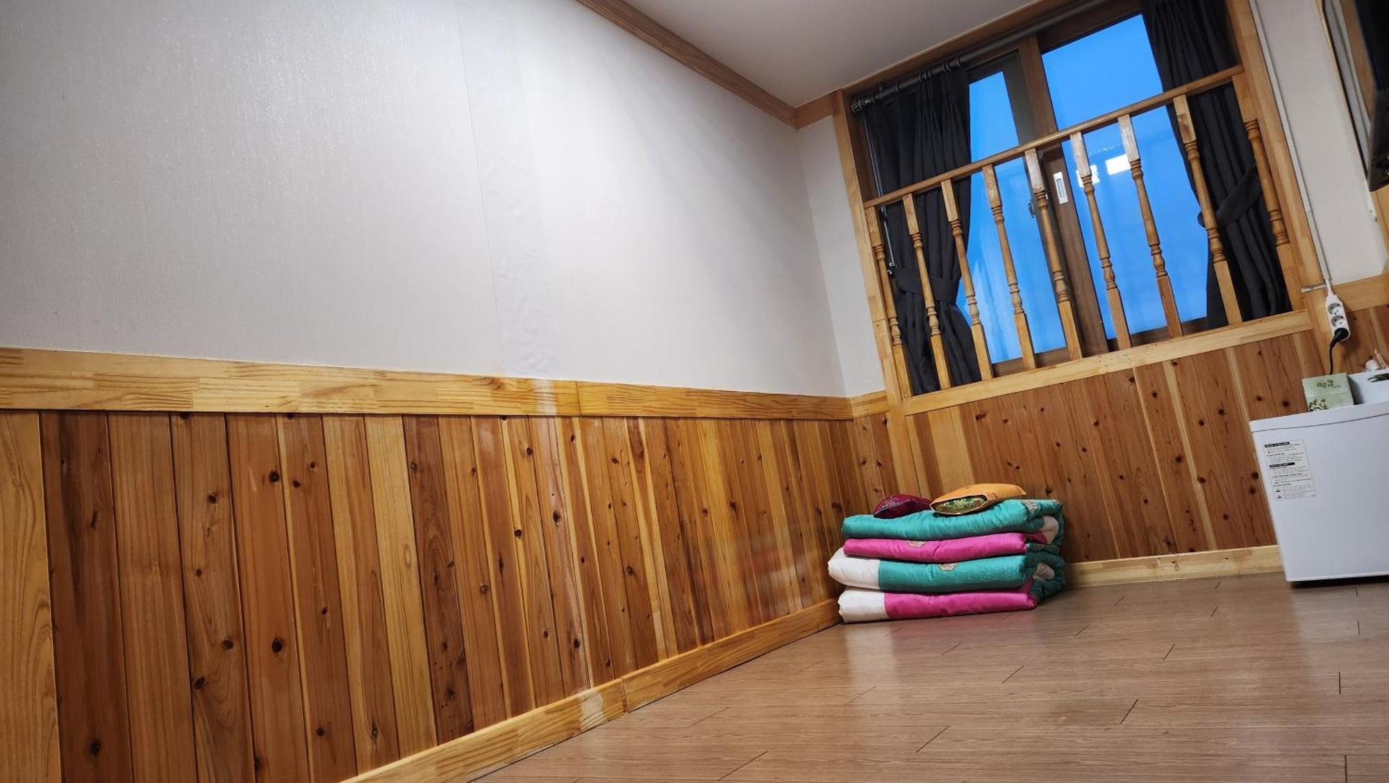 Hostel The Jeongga Jeonju Zewnętrze zdjęcie